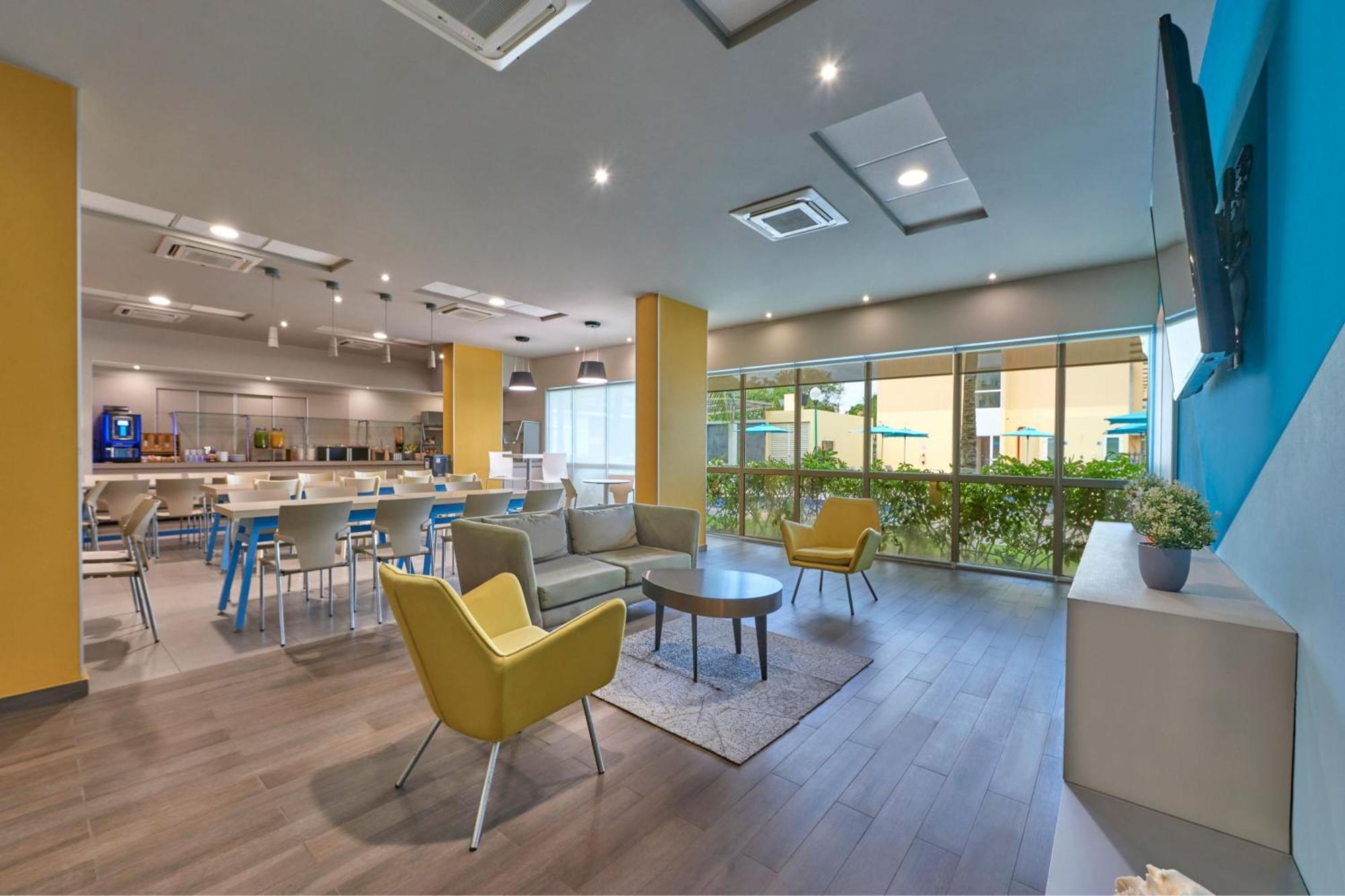 City Express Suites By Marriott بلايا ديل كارمن المظهر الخارجي الصورة