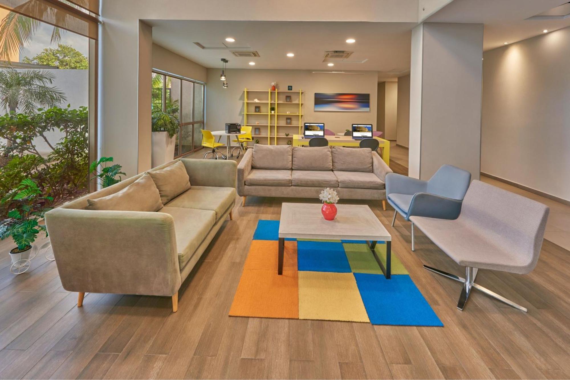 City Express Suites By Marriott بلايا ديل كارمن المظهر الخارجي الصورة