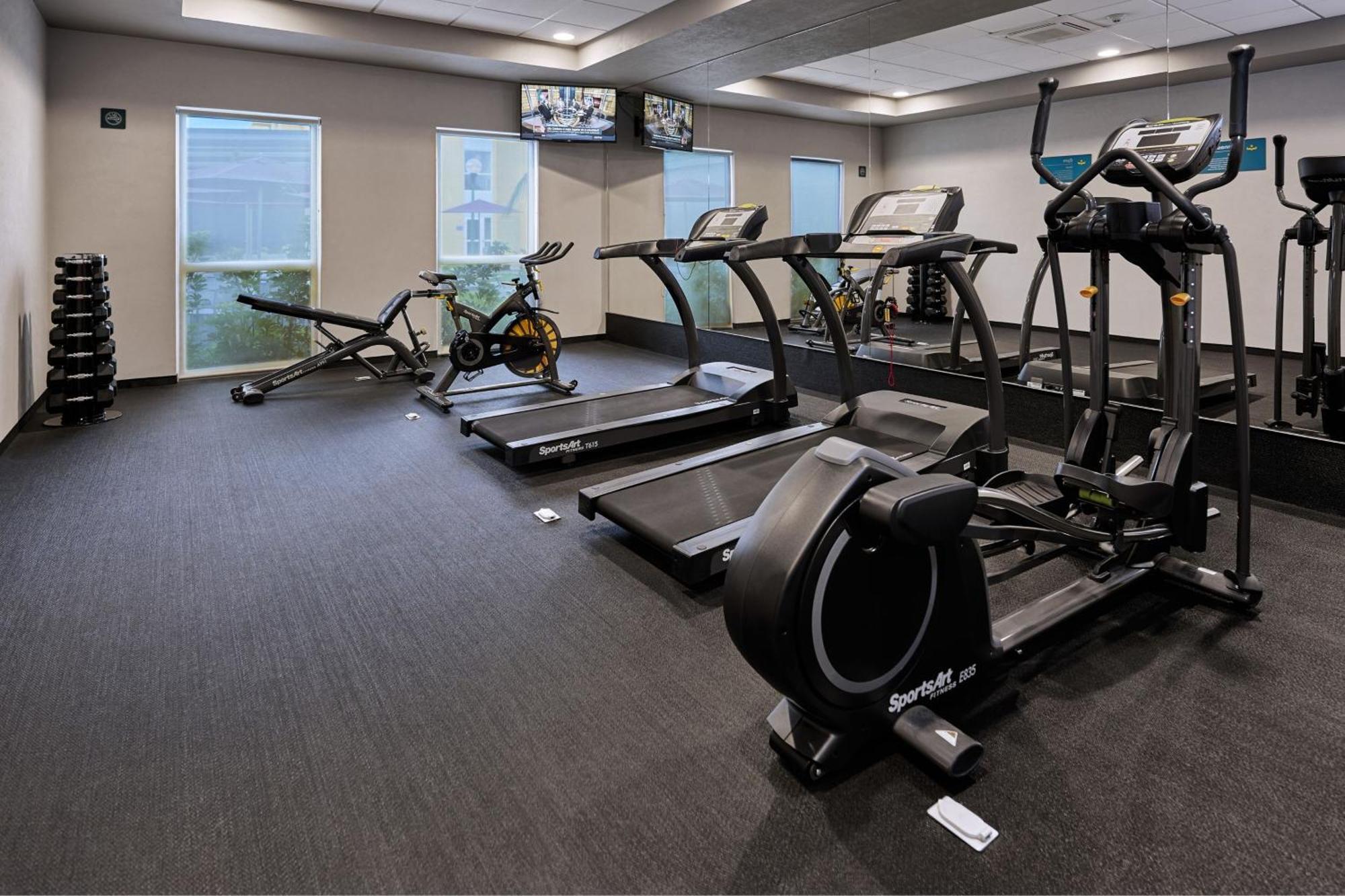 City Express Suites By Marriott بلايا ديل كارمن المظهر الخارجي الصورة
