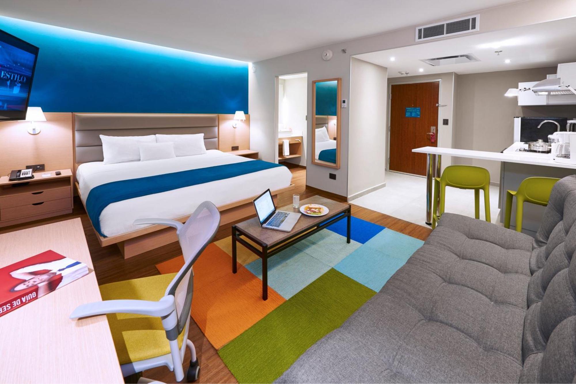 City Express Suites By Marriott بلايا ديل كارمن المظهر الخارجي الصورة